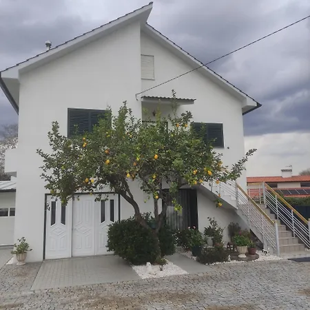 Casa O Limoeiro - Charming Village Ponte de Lima
